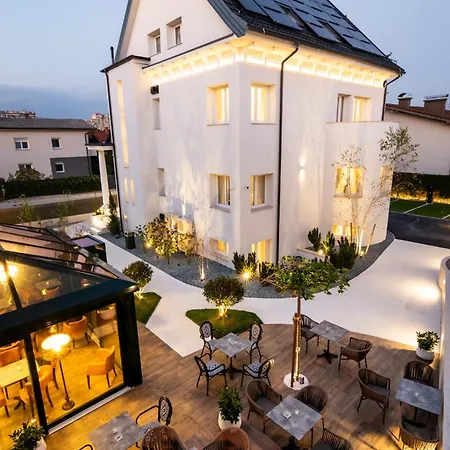 Beatrice - Boutique 4* Ljubljana