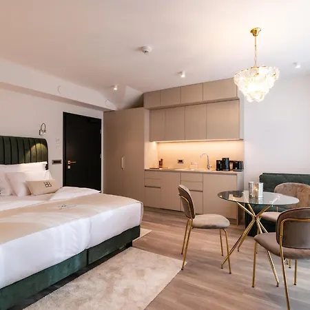 Station touristique Beatrice - Luxury - Pool & Sauna & Parking 4*