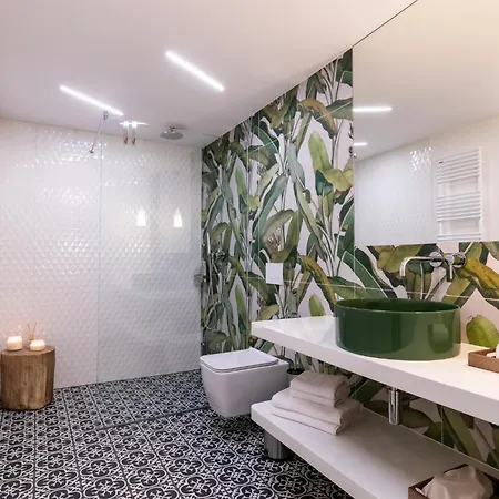 Station touristique Beatrice - Luxury - Pool & Sauna & Parking