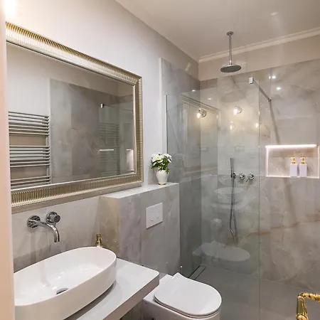 Beatrice - Luxury - Pool & Sauna & Parking 4* Ljubljana