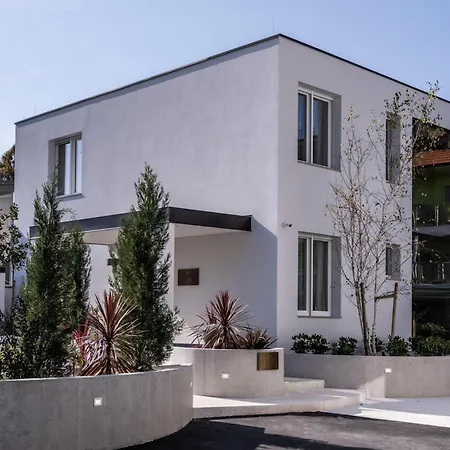 Pribjeći Beatrice - Boutique 4*