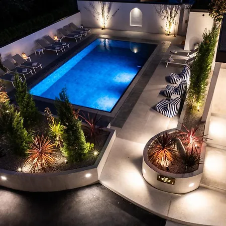 Station touristique Beatrice - Luxury - Pool & Sauna & Parking