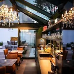 Beatrice - Luxury - Pool & Sauna & Parking